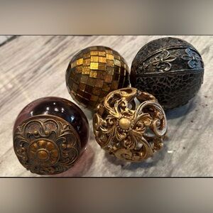 Old world Decorative balls~set of four